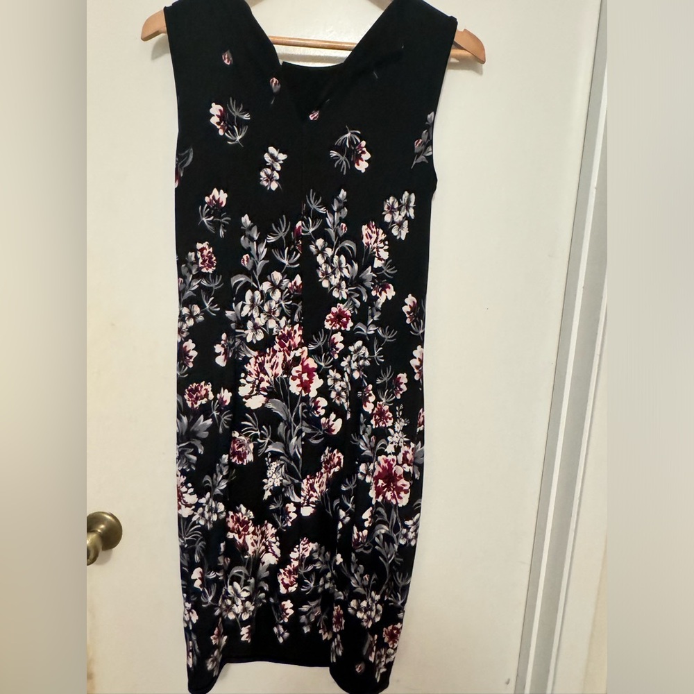 Women’s dress from White House Black Market New Size Small.